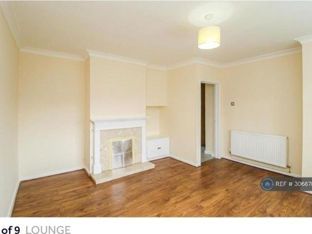 House for rent in Chapelthorpe, Wakefield