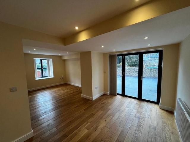 House for rent in Llanrhaeadr-ym-mochnant, Wales