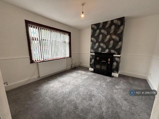 House for rent in Newton Wood, Greenheys