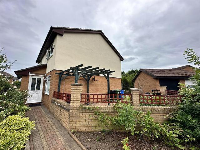 House for rent in Broadheath, Trafford Park