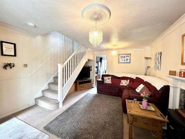 House for rent in Hucclecote Green, Gloucester