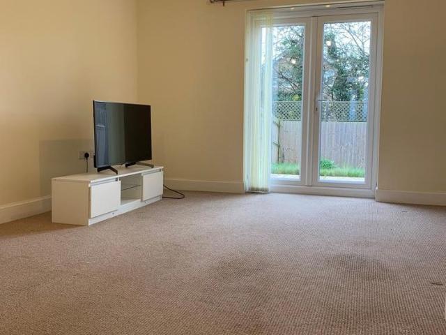 House for rent in Great Glen, Harborough