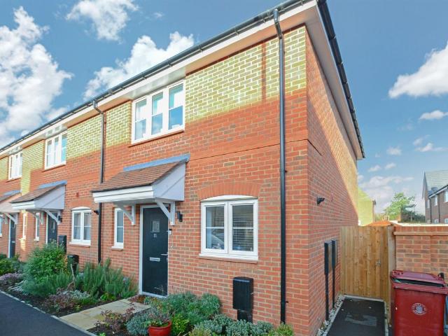 House for rent in Littlecote, West Sussex