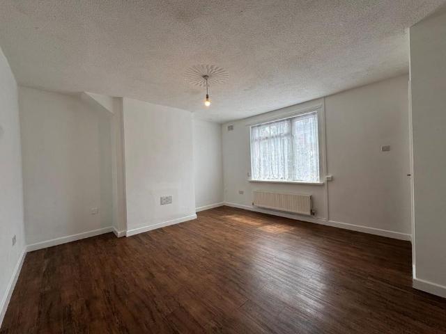 House for rent in Llay, Wales