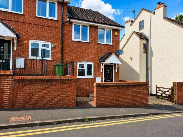House for rent in Mount Pleasant, Quarry Bank