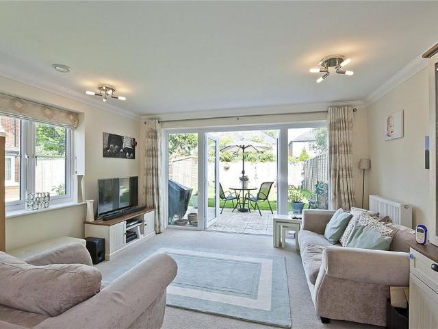 House for rent in Fole, Surrey