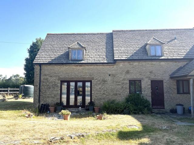 House for rent in Fossebridge, Gloucestershire