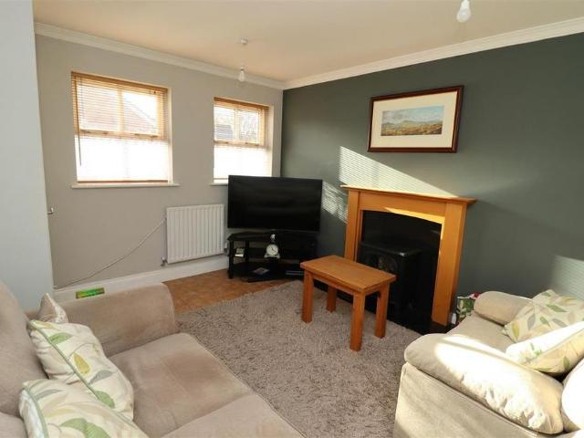 House for rent in Greenhithe, Dartford