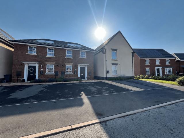 House for rent in Creswell, Baswich