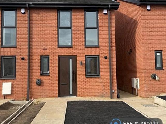 House for rent in Calderstones