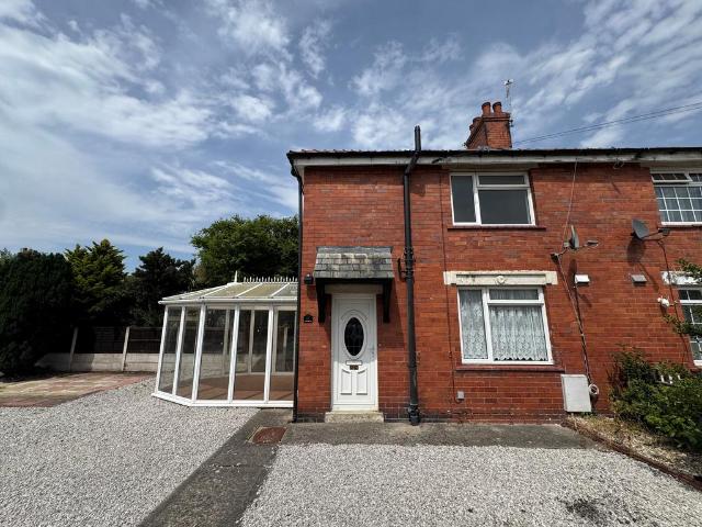 House for rent in Llay, Wales