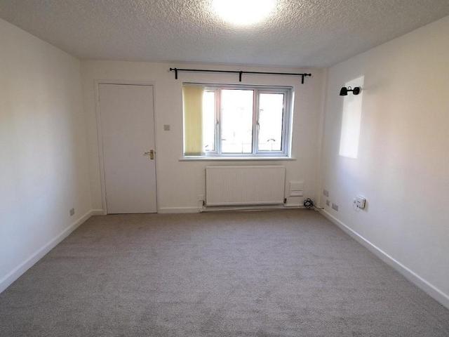 House for rent in Burnedge, Greater Manchester