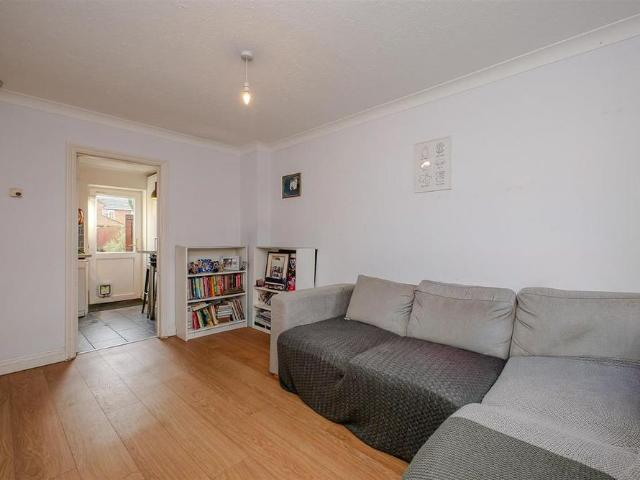 House for rent in Highcroft, Berrick Salome