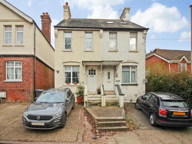 House for rent in Broad Oak, The Bridge