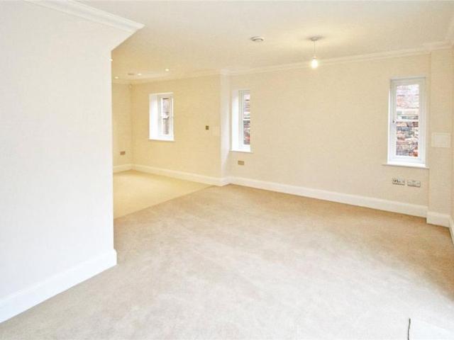 House for rent in Oaklands, Welwyn Hatfield