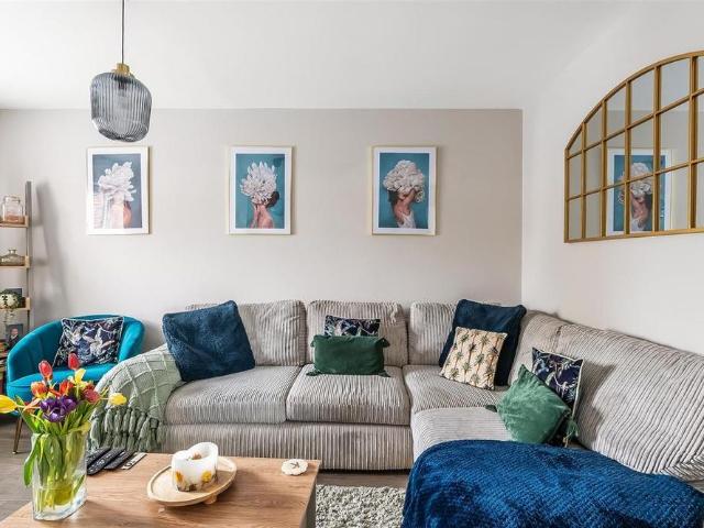 House for rent in Hillview, Surrey