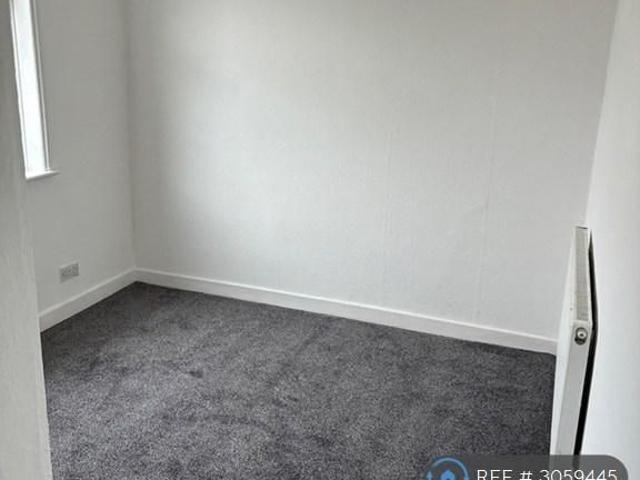House for rent in Holt Lane End, Oldham