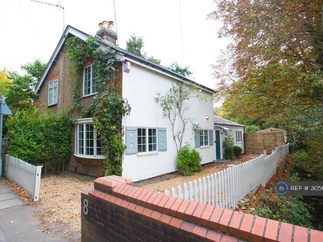 House for rent in Claygate, Elmbridge