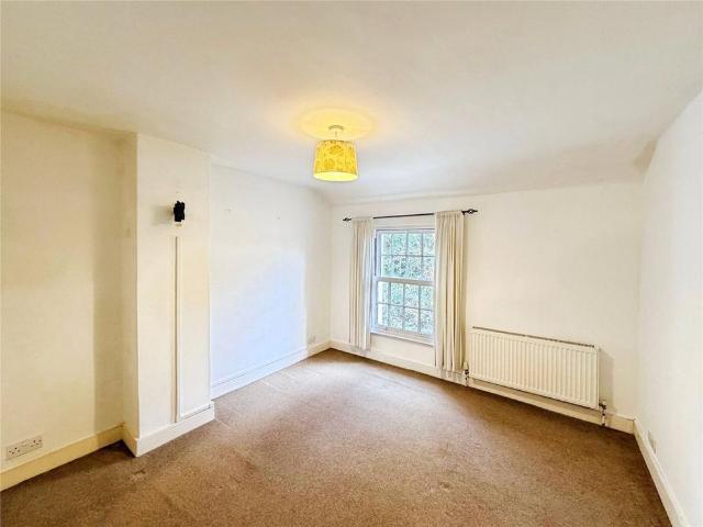 House for rent in Worth, Ash