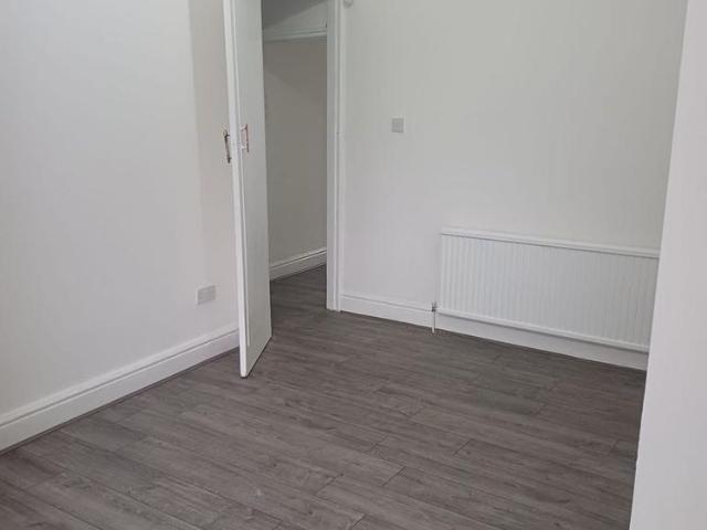 House for rent in Burnedge, Greater Manchester