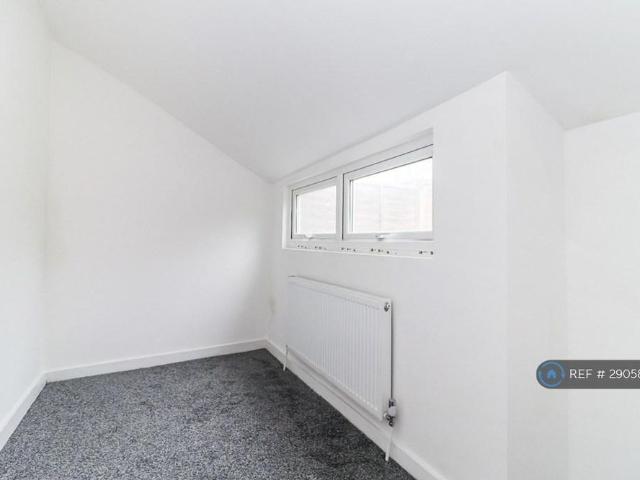 House for rent in Iver, Iver Heath