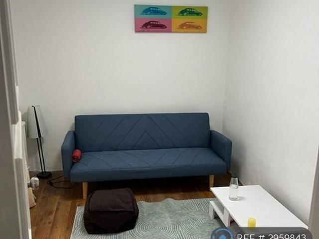 House for rent in Kensal Town, Bayswater