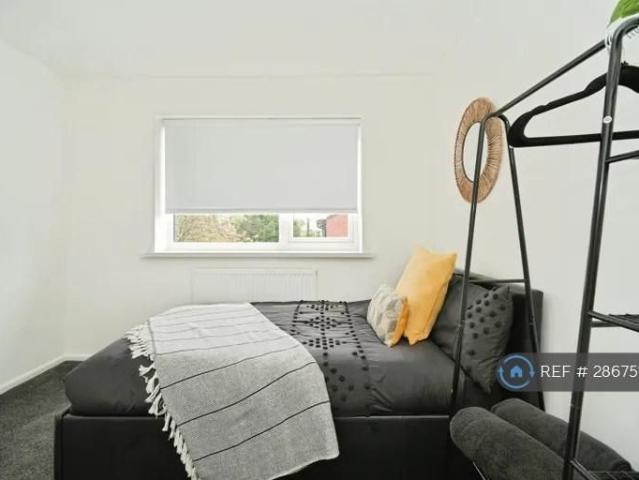 House for rent in Buckley Wells, Bury