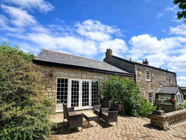House for rent in Hendra Croft, Cornwall