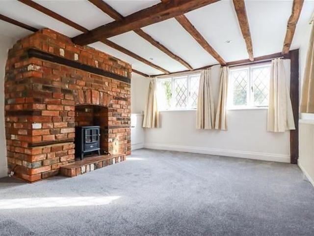 House for rent in Pouchen End, Hertfordshire