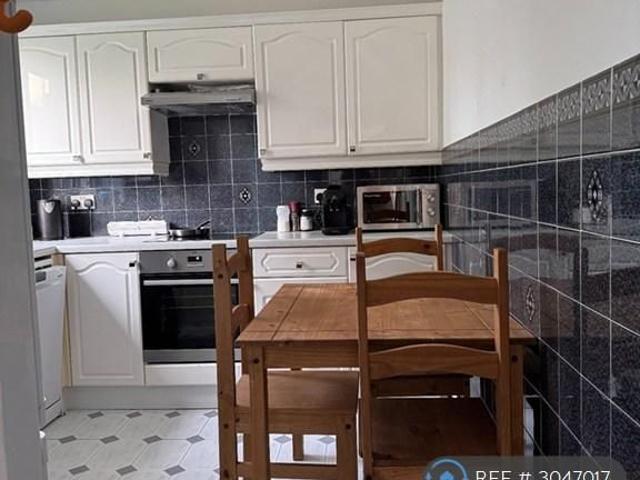 Room for rent in Bothwell, Scotland