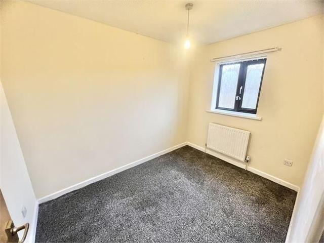 House for rent in Cwmbwrla, Nangreaves
