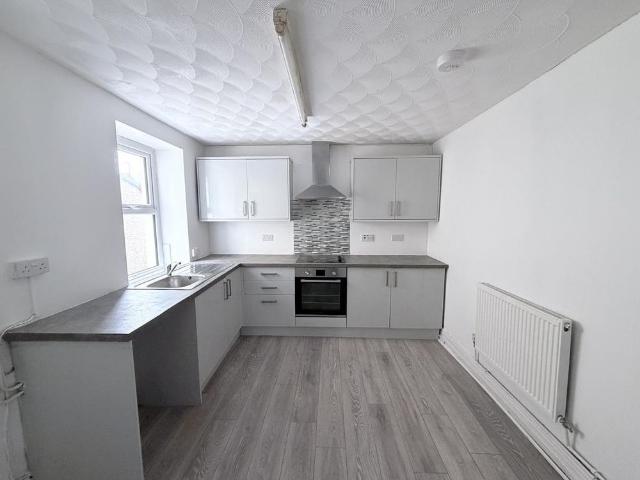 House for rent in Porth-y-Felin, Holyhead