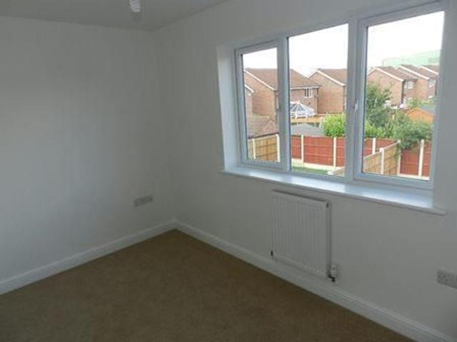 House for rent in Caldermill, East Midlands