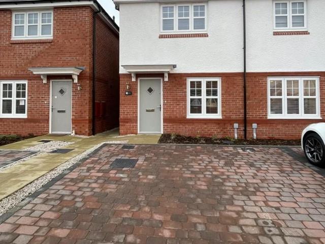 House for rent in St Asaph, Wales