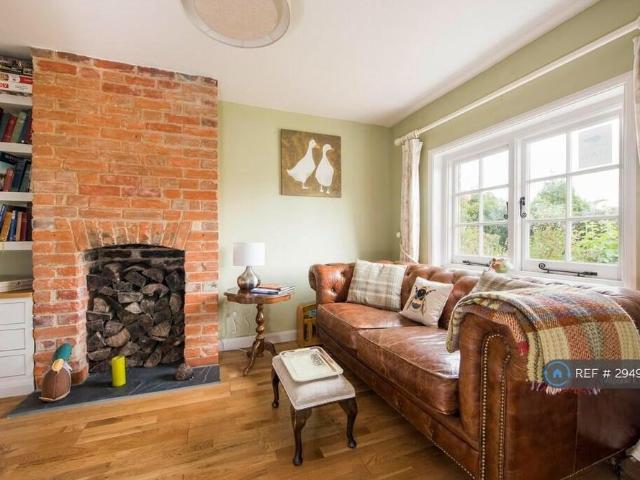 House for rent in Chipping Hill, Essex