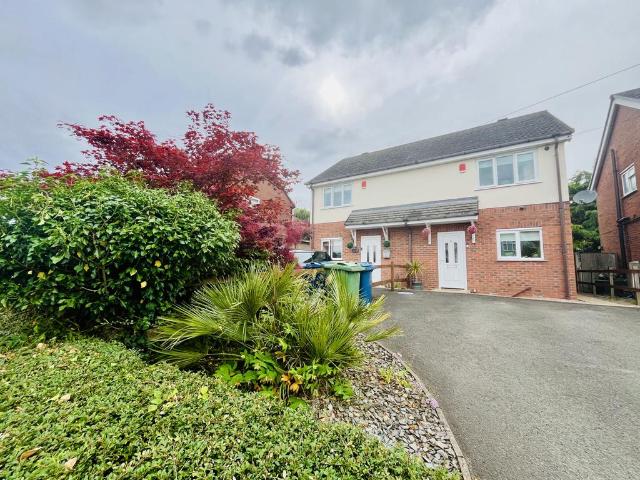 House for rent in Baswich, Staffordshire