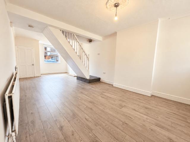 House for rent in Heath Hayes and Wimblebury, Chadsmoor