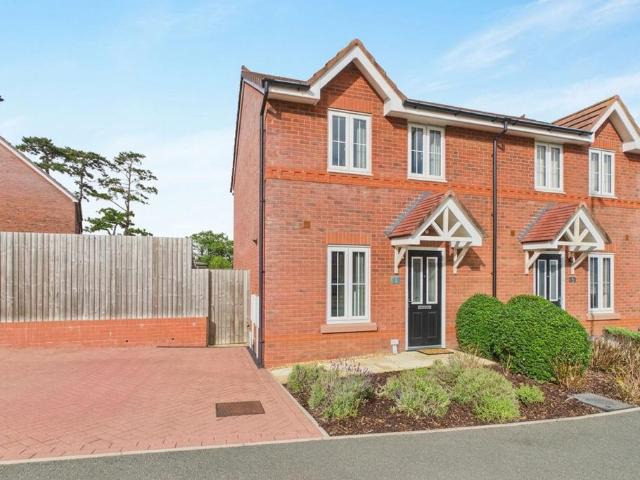 House for rent in The Green, Higher Kinnerton