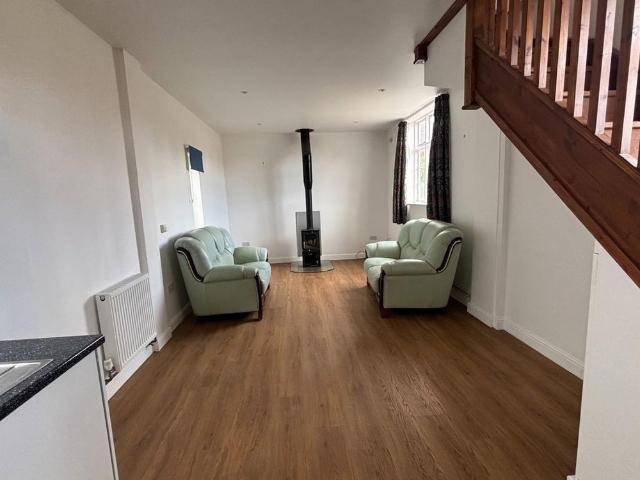 House for rent in Chelmondiston, Suffolk