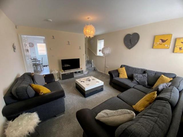 House for rent in Holmewood, Brackenfield
