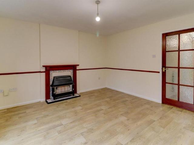 House for rent in Sydenham, Green Close