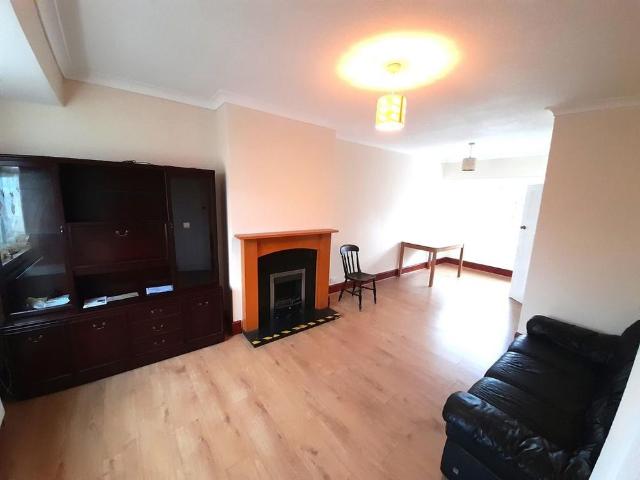 House for rent in Yeading, Greater London