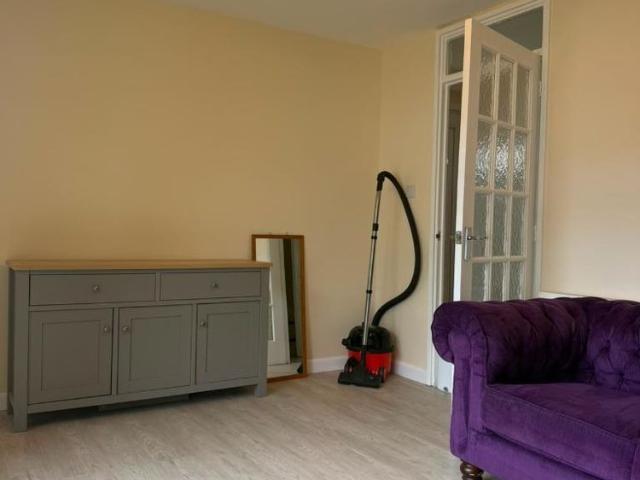 House for rent in Clermiston, Scotland