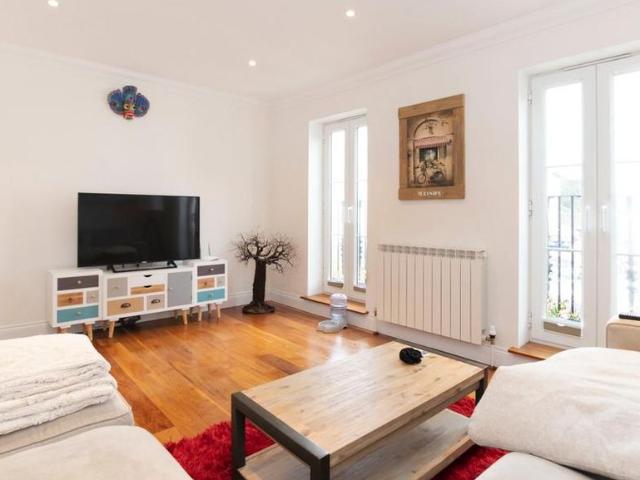 House for rent in Denham, Gerrards Cross and Chalfonts Community Board, Chalfont St. Peter