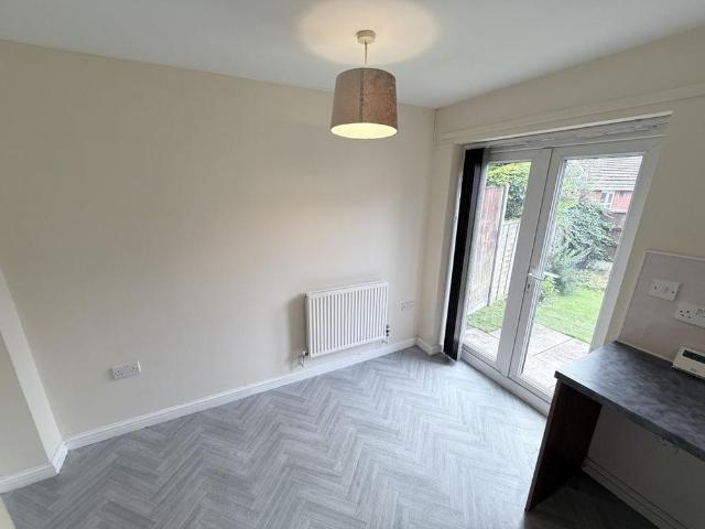 House for rent in Burnedge, Greater Manchester