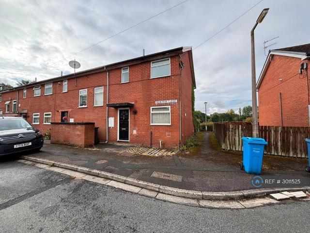 House for rent in Peel Green, Salford