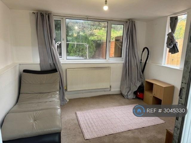 House for rent in Chesterton, Arbury