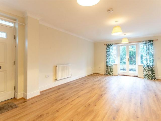 House for rent in Falcon Lodge, Wales