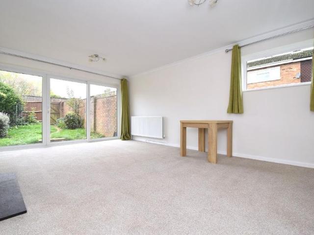 House for rent in Poverest, Greater London