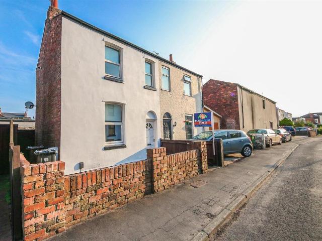 House for rent in Meols Cop, Southport